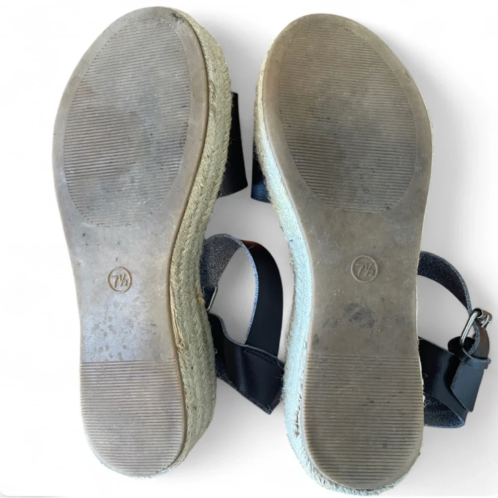 Universal Thread Black Espadrille Sandals‎